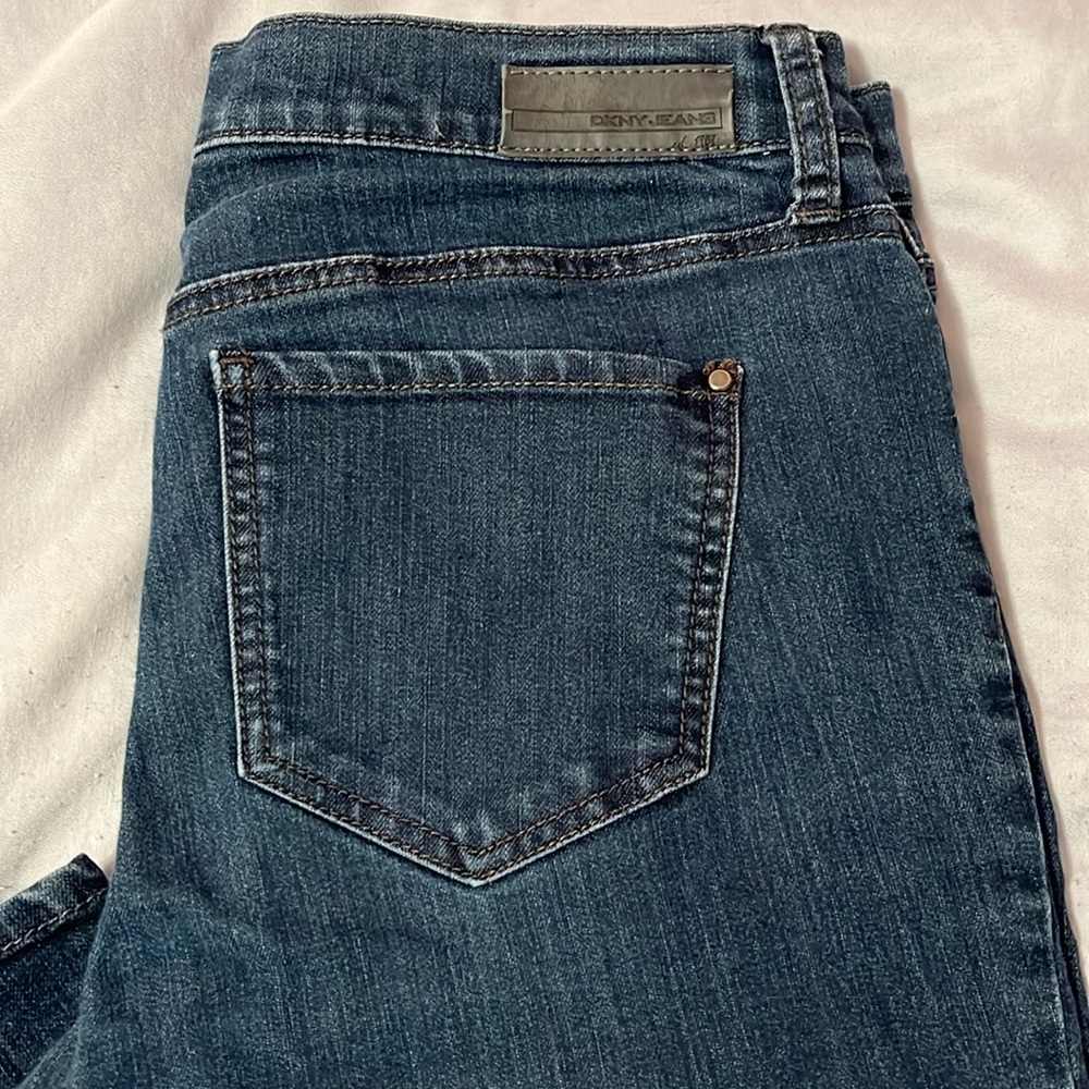 DKNY Jeans, SoHo skinny, dark wash, size 02